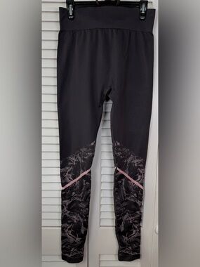 Fabletics High-Rise Seamless Stirrup Leggings XL Black Pink Marble Activewear